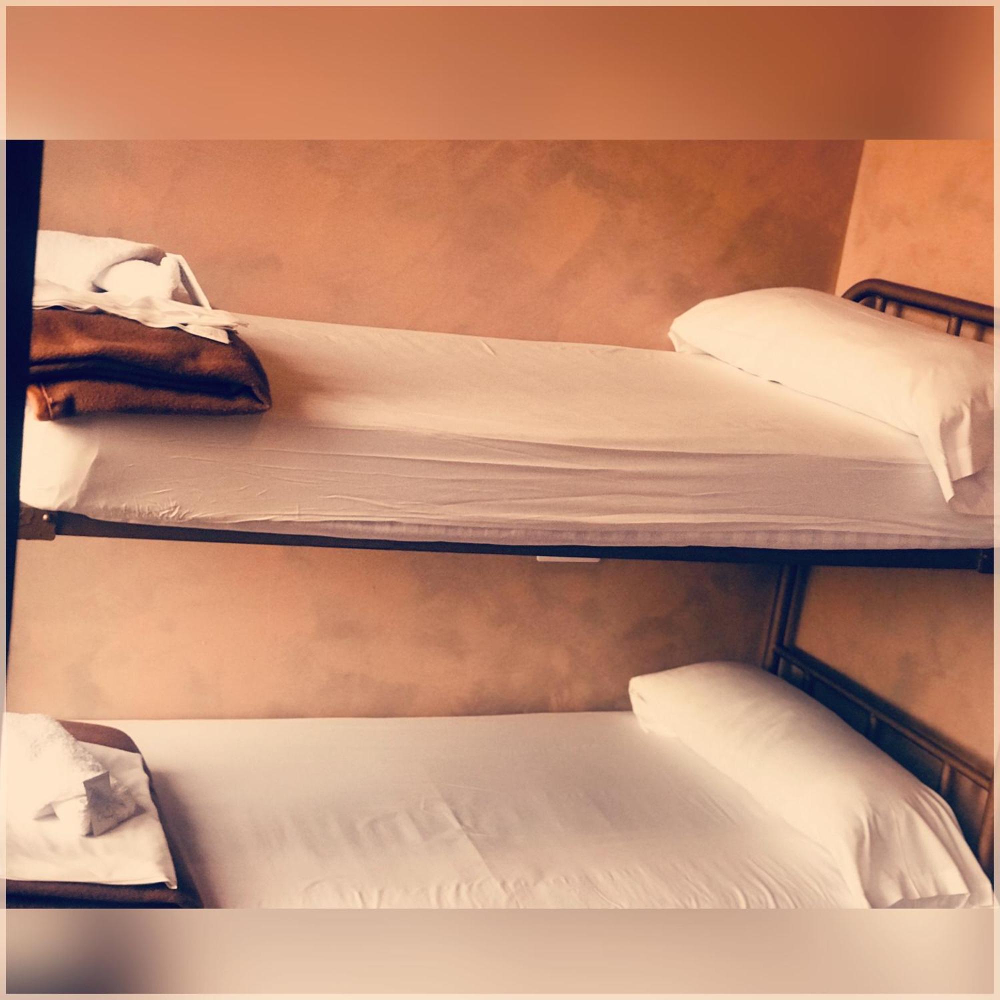Roots&Boots Lugo Hostel ห้อง รูปภาพ